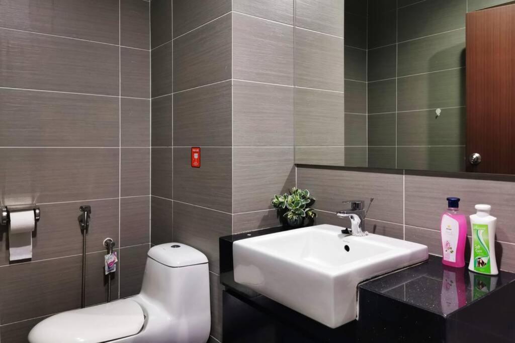 Abhome "Love Suite" #Ksl D'Esplanade #Ksl City Mall #Water Theme Park #Jb Джохор-Бару Екстер'єр фото